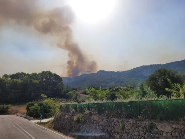 el incendio visto desde beniali