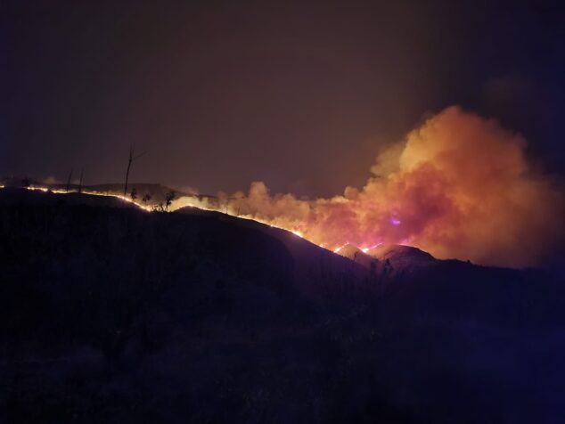 Imagen: Evolución del incendio en la Vall d'Ebo