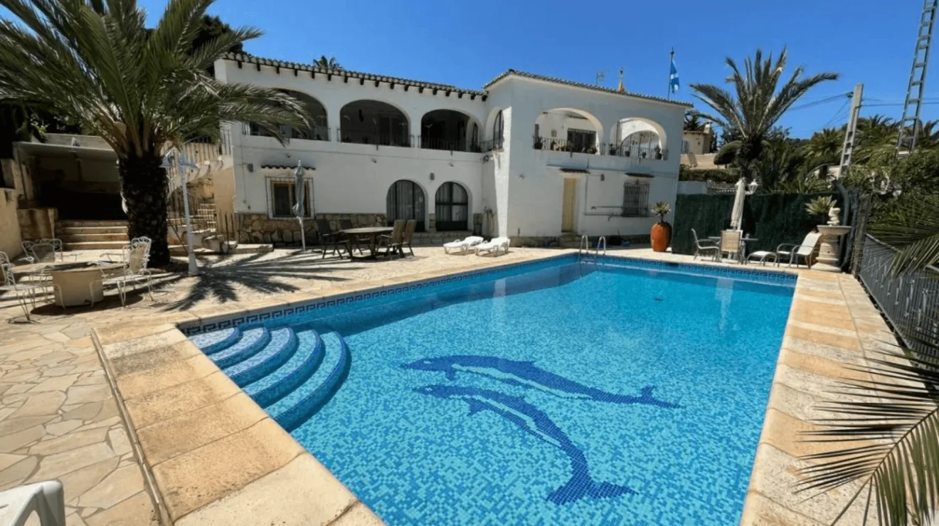 Fachada de la vivienda en venta