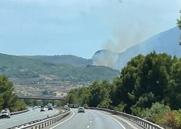 Imagen del incendio en Benissa difundida por MeteoParcent