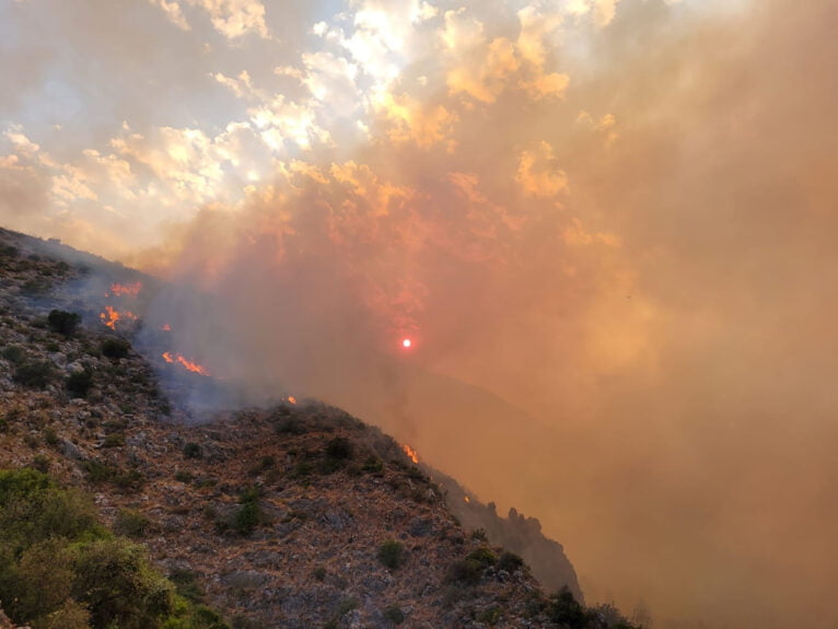 Incendio desde Pego hacia Ebo en la tarde del martes 08