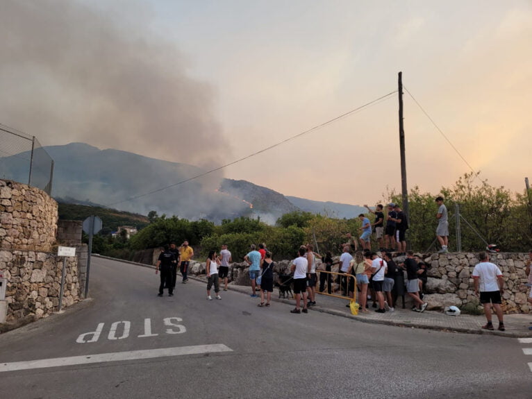 Incendio desde Pego hacia Ebo en la tarde del martes 12