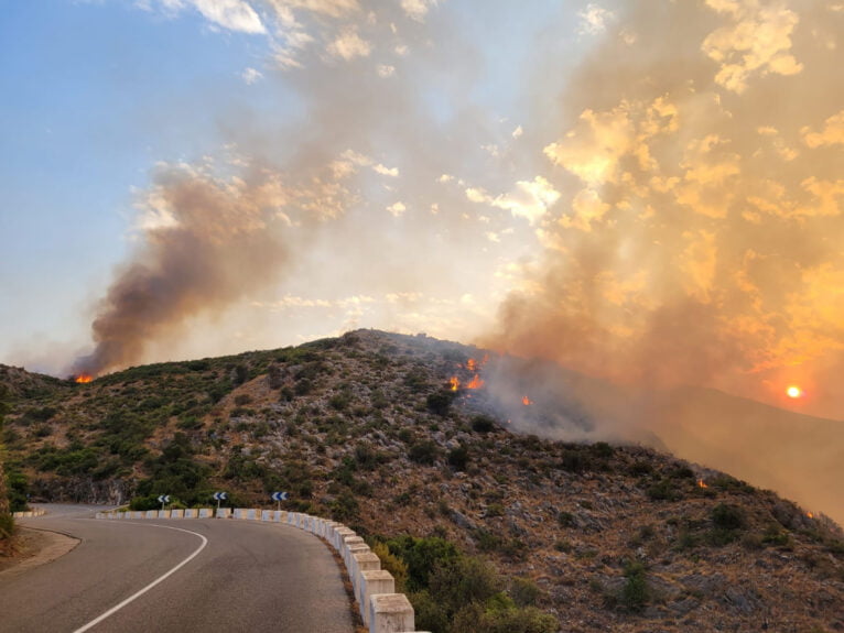 Incendio desde Pego hacia Ebo en la tarde del martes 16 de agosto