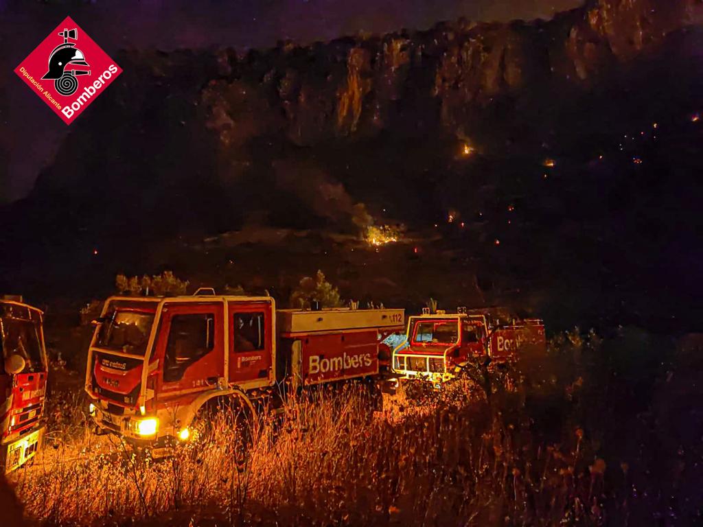 Incendio Vall d’Ebo por la noche