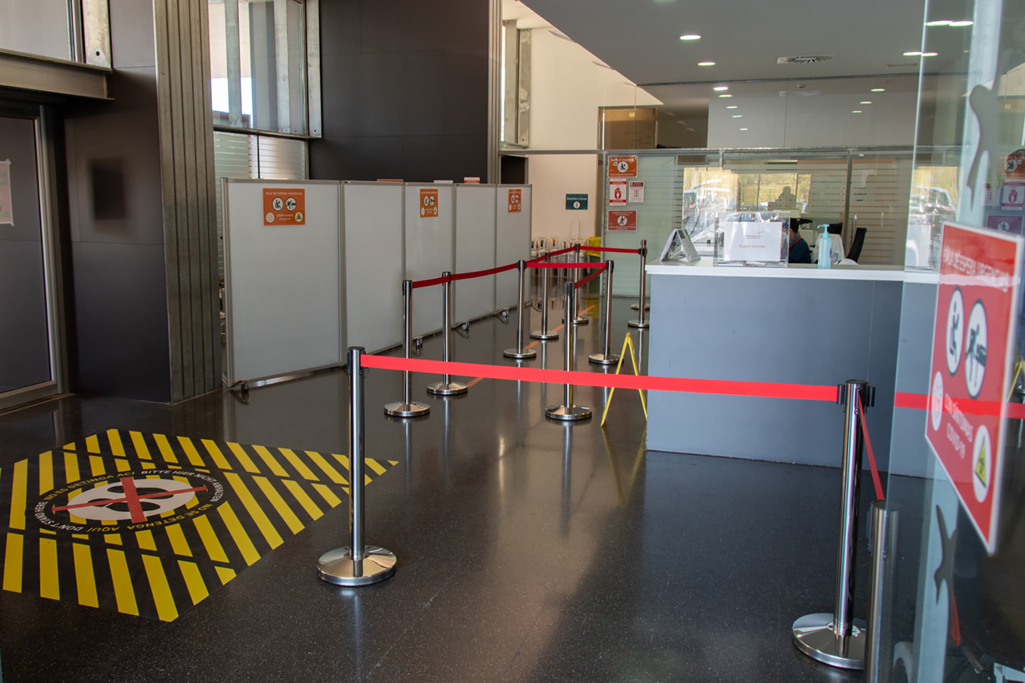 interior de urgencias del hospital de denia