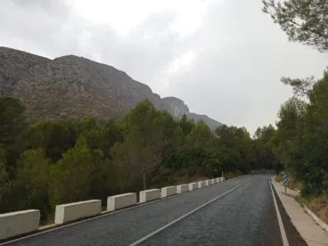 La lluvia hace acto de presencia en la Vall de Laguar