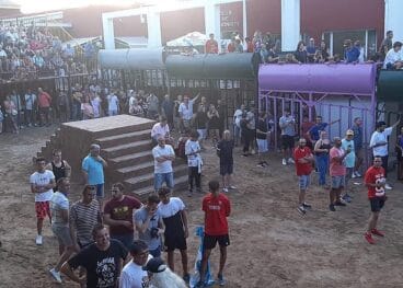 Público en los últimos festejos taurinos de Beniarbeig