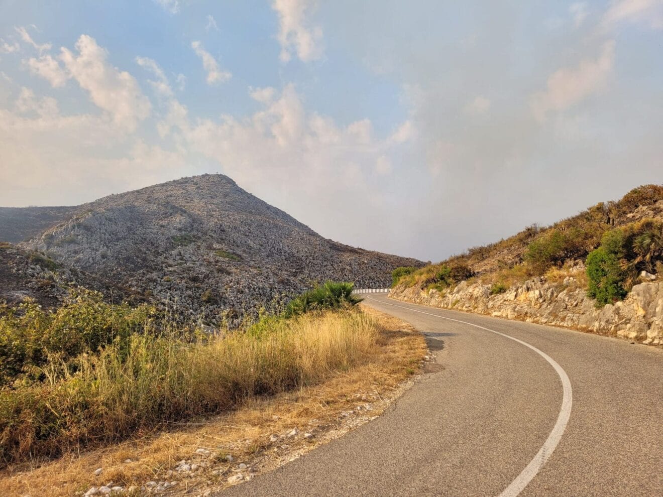 Terreno calcinado de Pego a Vall d'Ebo martes 16 de agosto 14