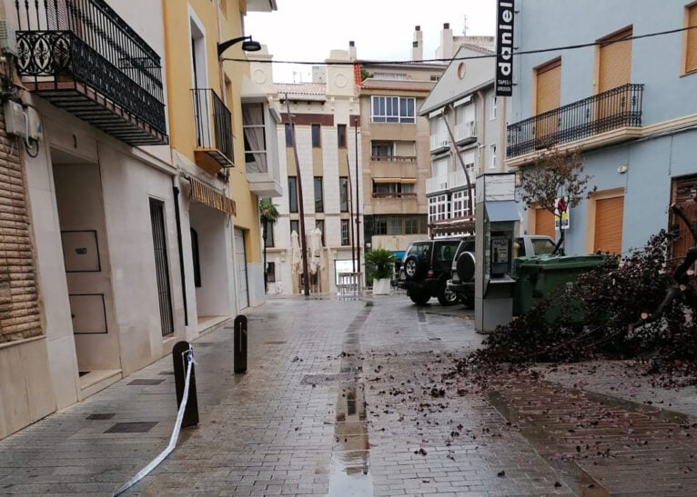 Calle de Pego tras las intensas lluvias - Ajuntament de Pego