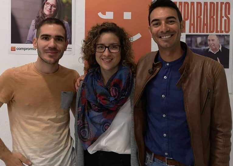 De izquierda a derecha, Ximo Perles, Mireia Ripoll y Carlos Ortín de Compromís per Calp
