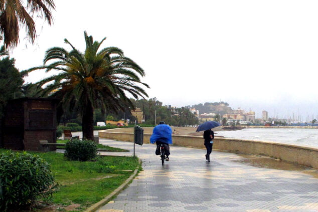Imagen: Imagen de archivo de la Marineta Cassiana en un día de lluvia