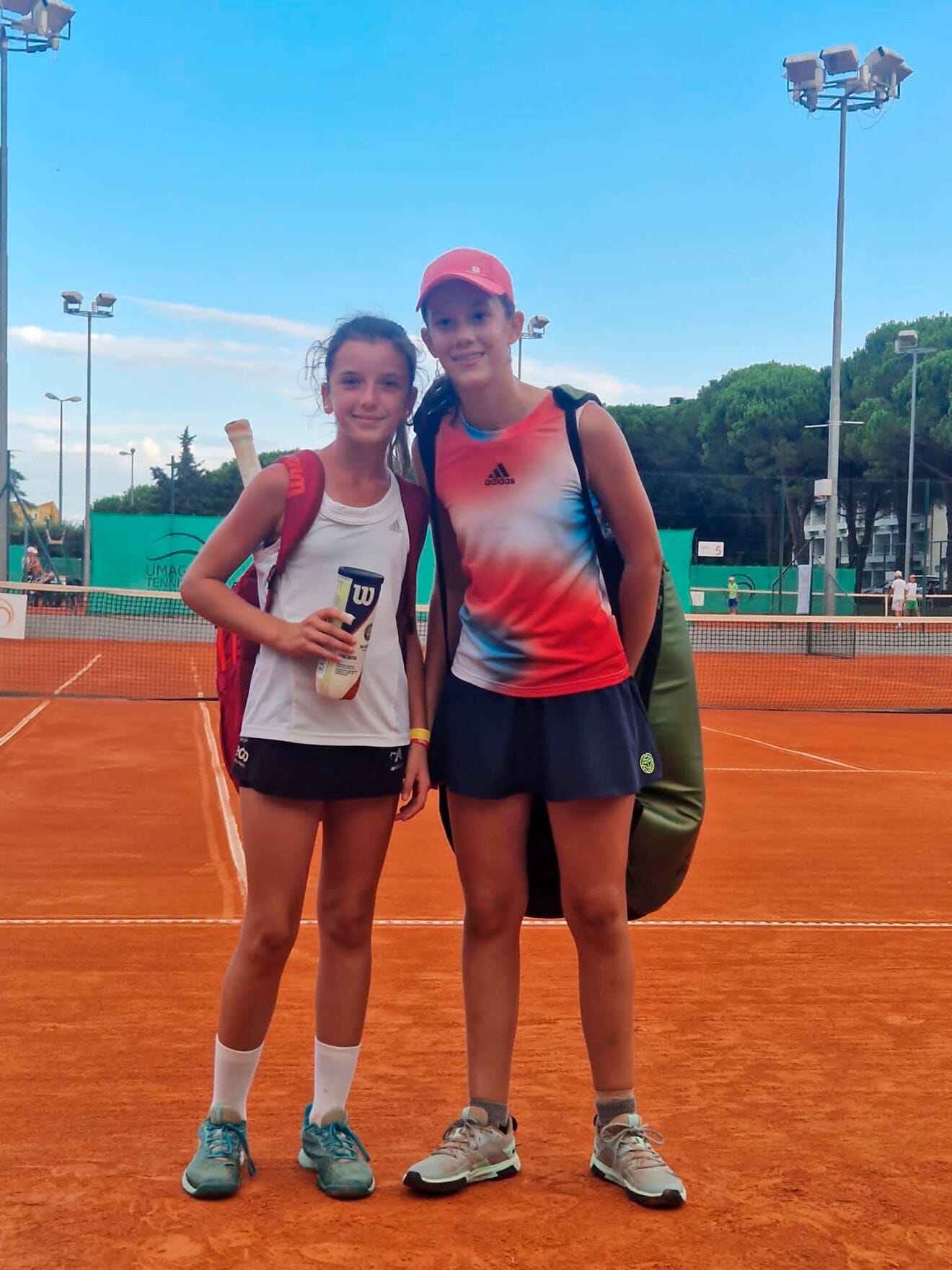 Inés y su compañera Irimies Patricia Ioana