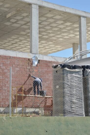 Retoman las obras del colegio de Teulada
