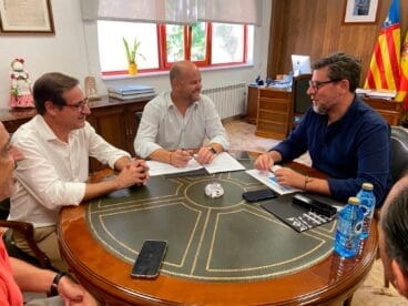 Reunión de la Diputación con el alcalde de Teulada-Moraira