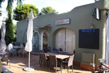 Terraza del bar de Adrián en la carretera de Calp a Moraira