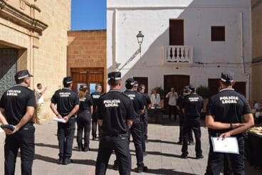 Acto de reconocimiento a la Policía Local de Benitatxell
