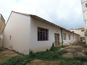 Edificio del antiguo centro de salud de Pego