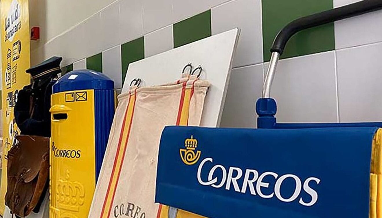 El CEIP Sant Vicent Ferrer de Teulada y el CEIP Pare Melchor de Benissa acogerán la exposición filatélica de Correos ‘La Escolar’