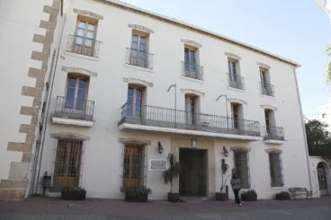 Exterior del Ayuntamiento de Ondara