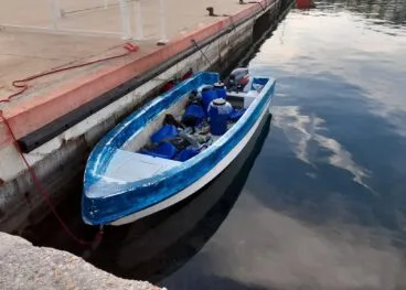 imagen de archivo de una patera llegada a xabia en 2020