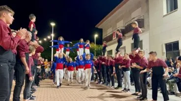 Pasarela de bienvenida a la colla d’Alginet
