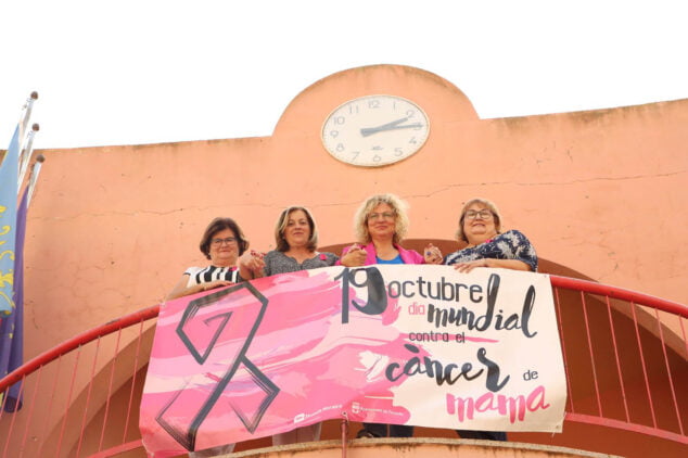 Imagen: Teulada-Moraira se une contra el cáncer de mama