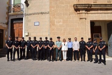 Todos los asistentes pobleros al día de los Santos Ángeles Custodios, patrón de la Policía Local
