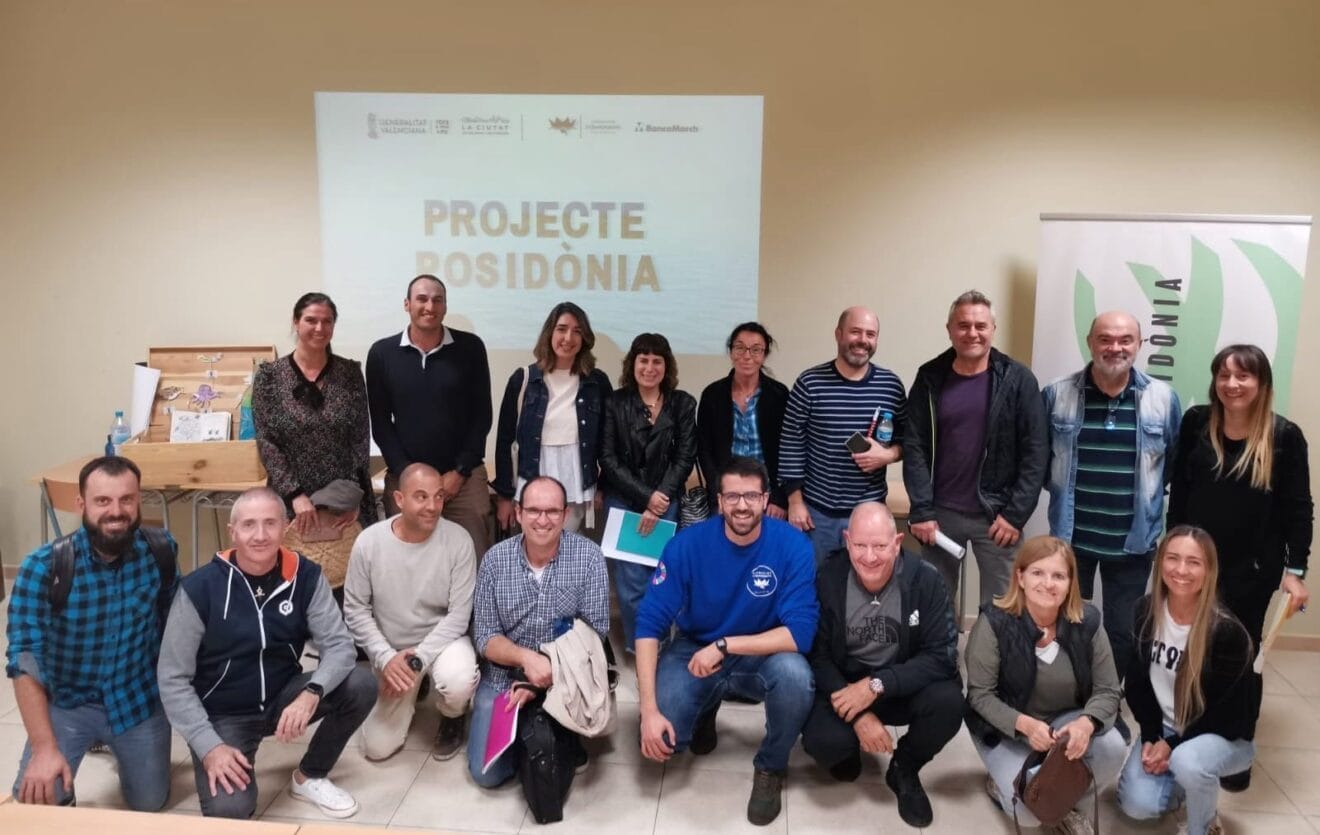 Grupo de profesorado de Dénia en el Projecte Posidònia