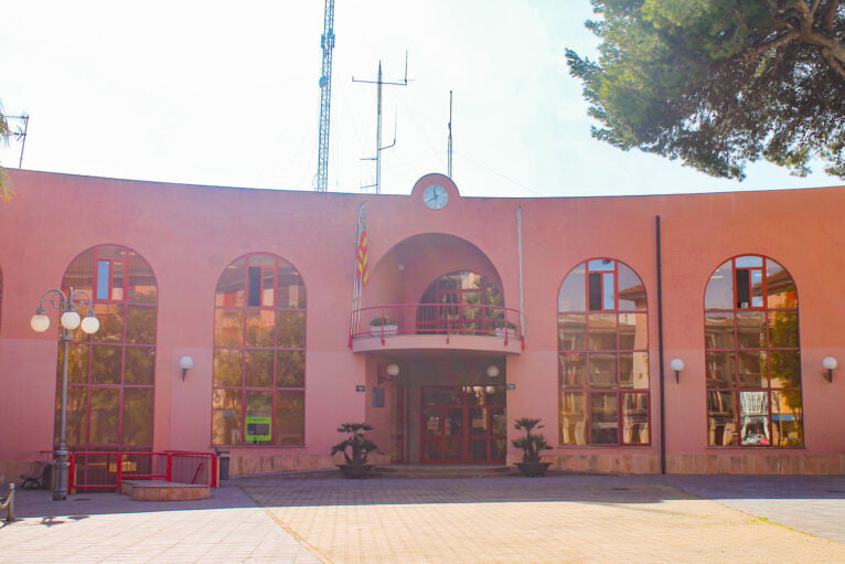 Imagen de archivo de la fachada del Ayuntamiento de Teulada-Moraira