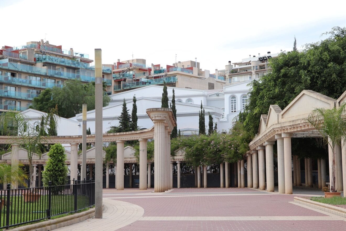 La Casa de Cultura de Calp desde la Plaza Mayor