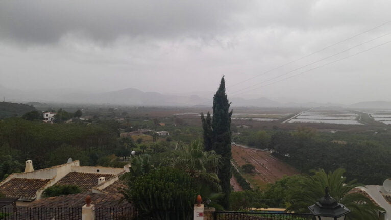 Lluvia en la comarca desde Montepego
