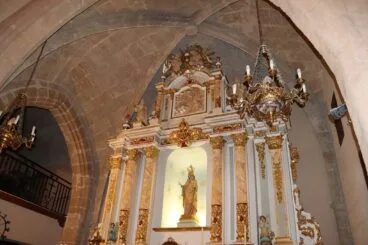 Parte del altar más antiguo de la capilla