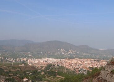 Vistas de Pego desde la montaña