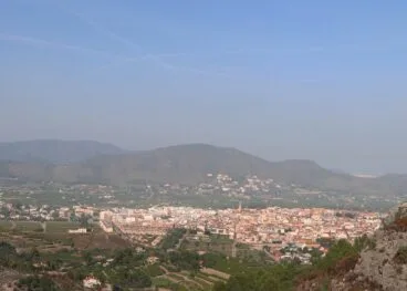 Compromís per Pego advierte de irregularidades en las bases de adjudicación del «Pego golf» 7 vistas de pego desde la montana