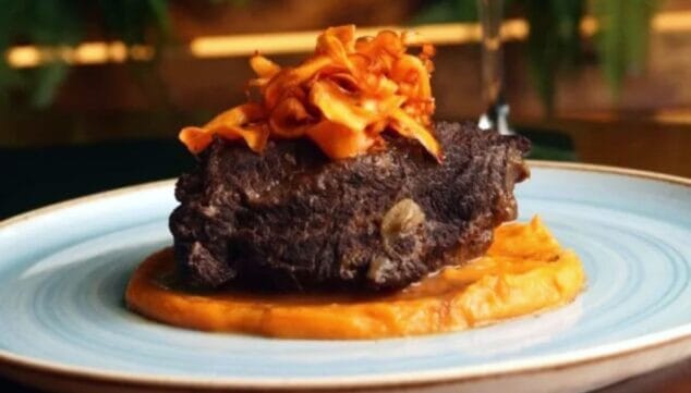 celebra estas navidades en jaleo pedreguer