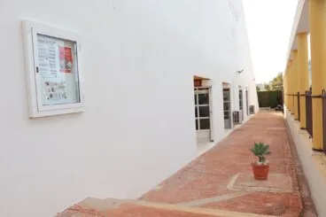 Parte delantera de la Iglesia Parroquial Nuestra Señora de la Merced