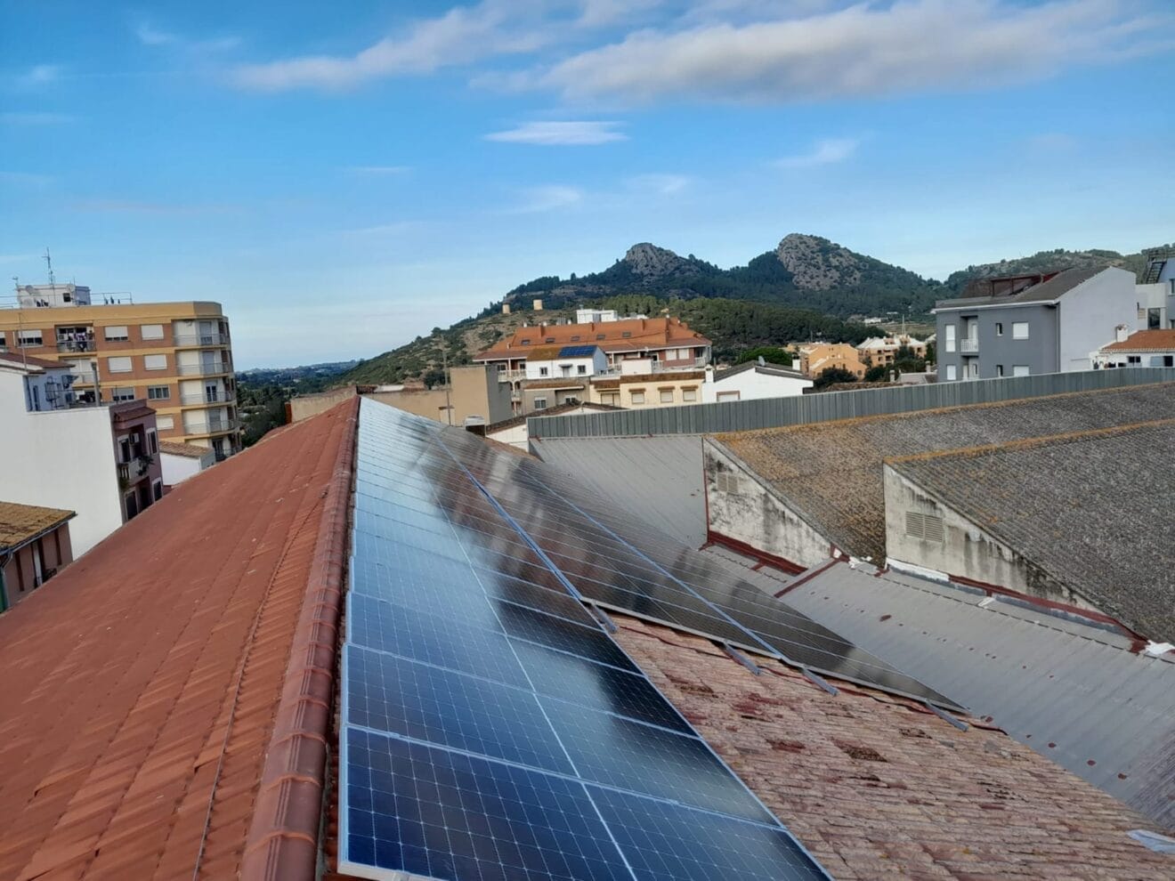 Placas solares de la Comunidad Energética Local de Pedreguer