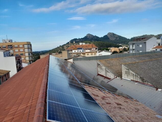 Imagen: Placas solares de la Comunidad Energética Local de Pedreguer