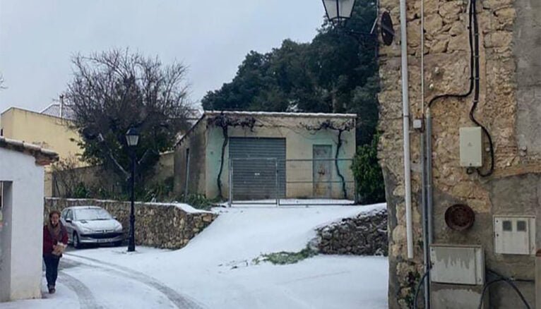 Calles nevadas de la Vall d'Alcalà