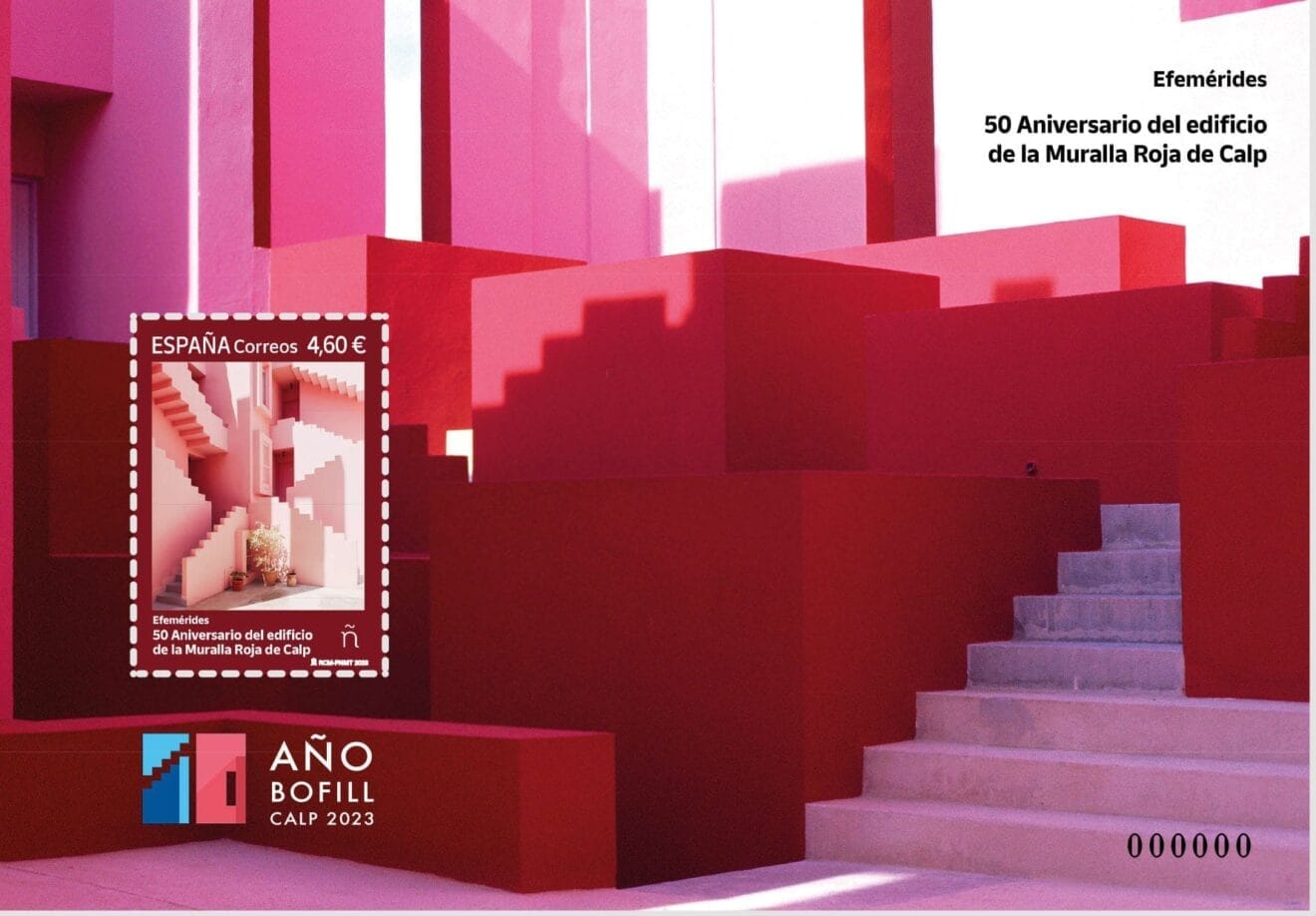 Imagen del sello postal con la Muralla Roja de Calp