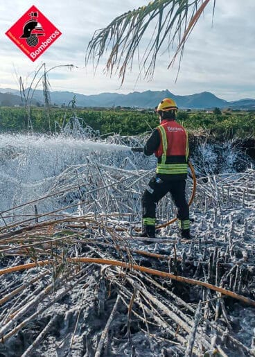 Incendio en Pedreguer 01