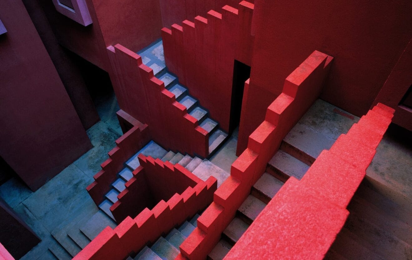 Muralla Roja de Calp. Edificio de Ricardo Bofill