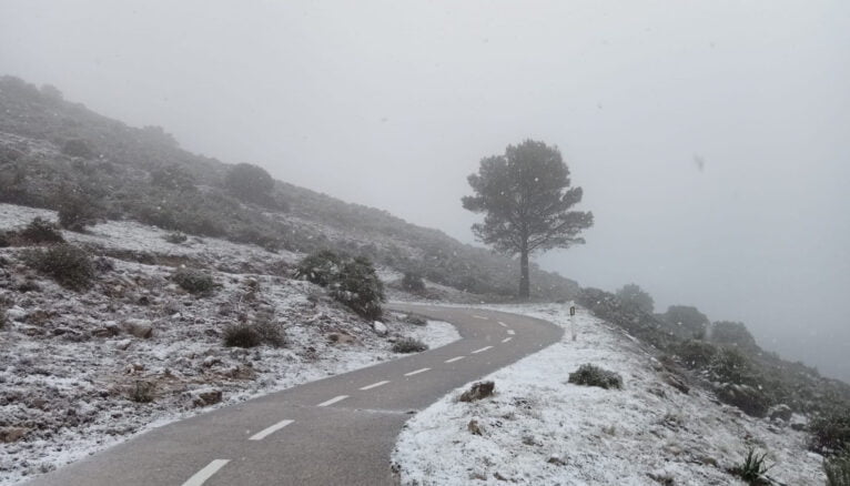 Snow on the Coll de Rates