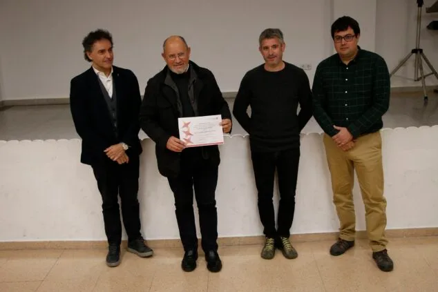 Imagen: Reconocimiento a Antonio Monfort, director de escena del Misteri de Reis