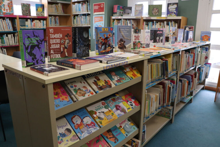 Sección infantil y juvenil de la Biblioteca de Calp