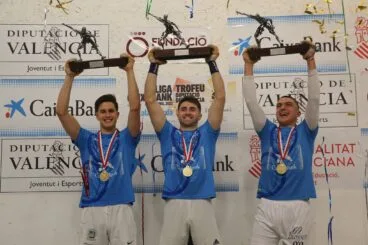 Vicent, Raúl y Murcianet, campeones de la ‘Lliga CaixaBank’ de raspall 2022 como componentes del equipo de Xeraco