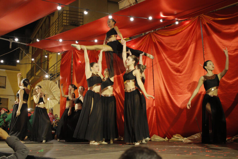 Bailarinas del Festival d'Arts Escèniques de Pego 2023