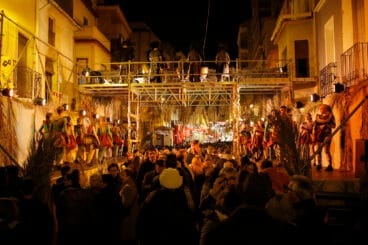 Afrikanische Tanzbühne beim Festival d'Arts Cèniques de Pego 2023