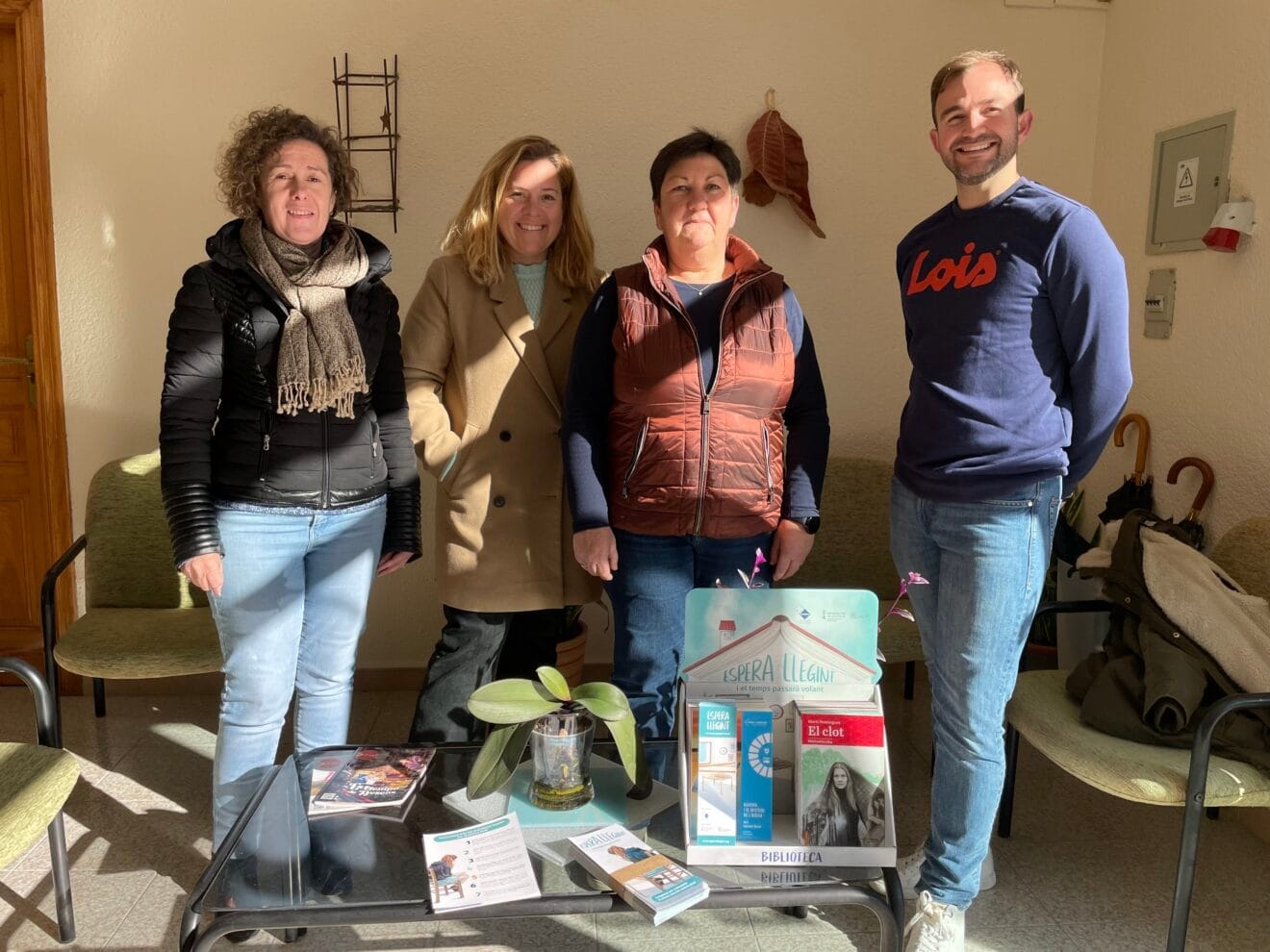 'Espera llegint', campaña de Benitatxell para fomentar la lectura