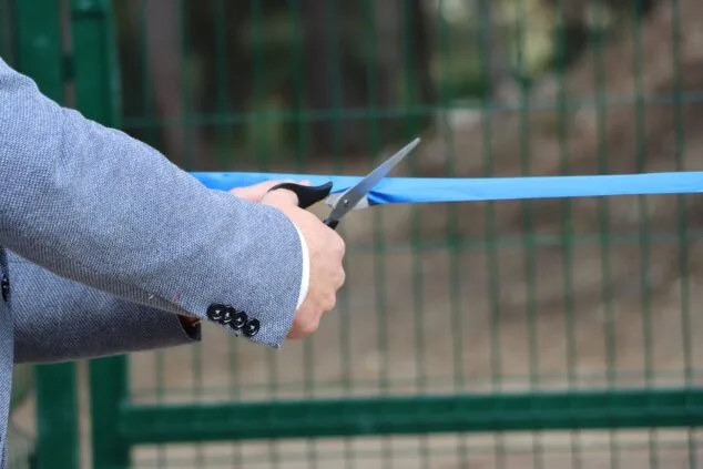 Los perros de Teulada Moraira ya disfrutan de su nuevo parque canino 23 inauguracion del nuevo parque canino de teullada moraira 01